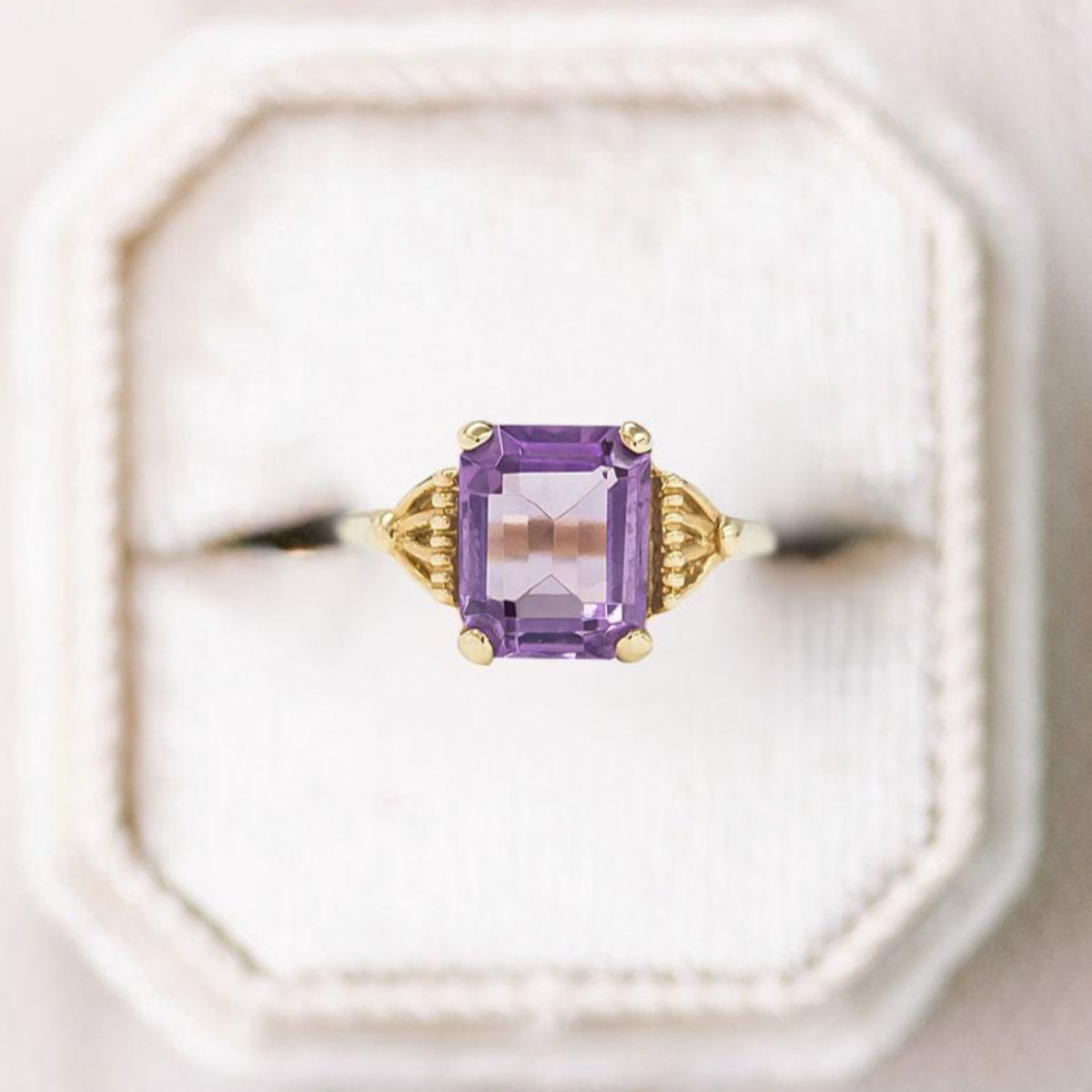 Classical Emerald Shaped Amethyst Wedding Ring Band Yellow Gold Royal Velvet Amethyst Engagement Ring Curved Wedding Band Anniversary Rings For Women - Loveden Jewelry