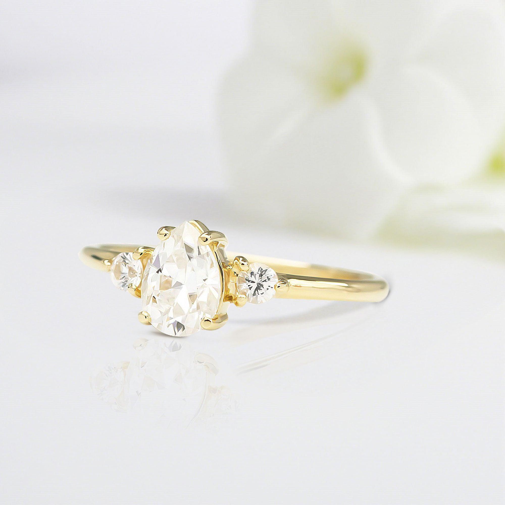 Classical Pear Shaped Moissanite Wedding Ring Band Yellow Gold Blushing Bride Moissanite Engagement Ring Curved Wedding Band Anniversary Rings For Women - Loveden Jewelry